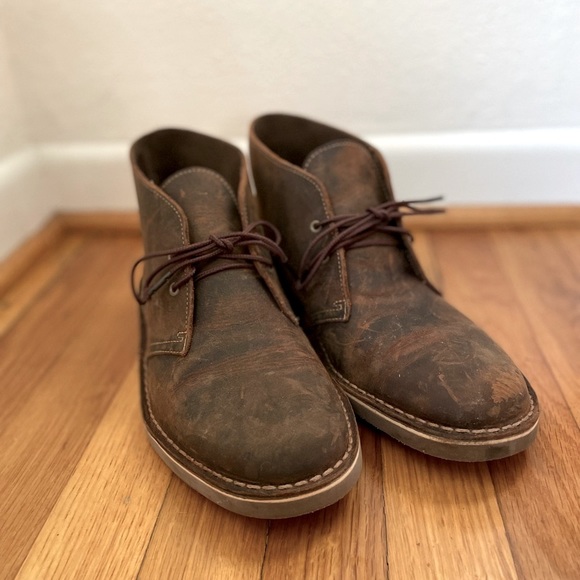 Clarks Chukka - 9 - Picture 1 of 5